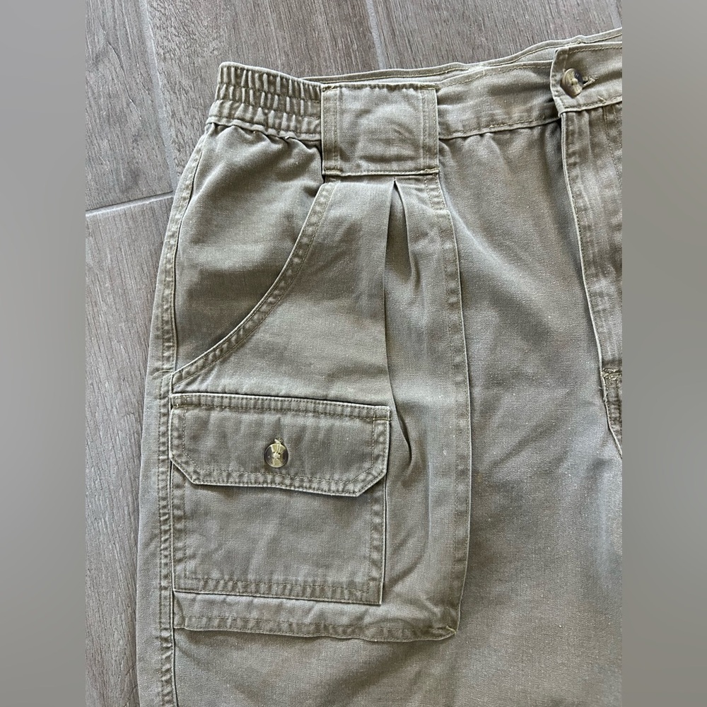 High Sierra Men’s Cargo Shorts Size 34 Khaki Utility Outdoor Hiking Shorts 6.5” - Picture 2 of 8